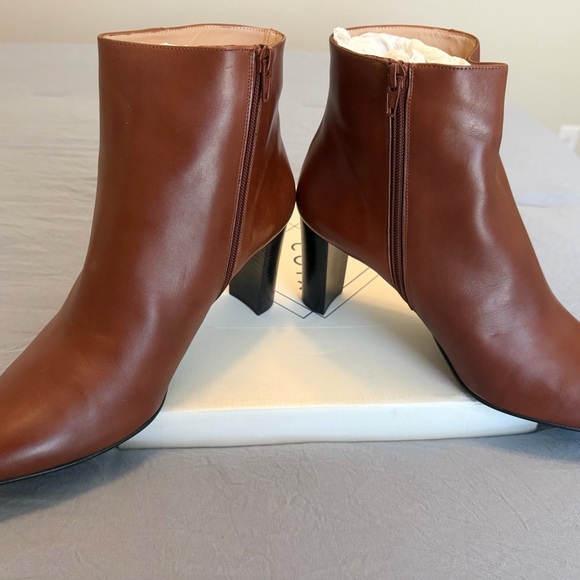 Dalton Pointed Ankle Boot - Maple - Picture 9 of 11